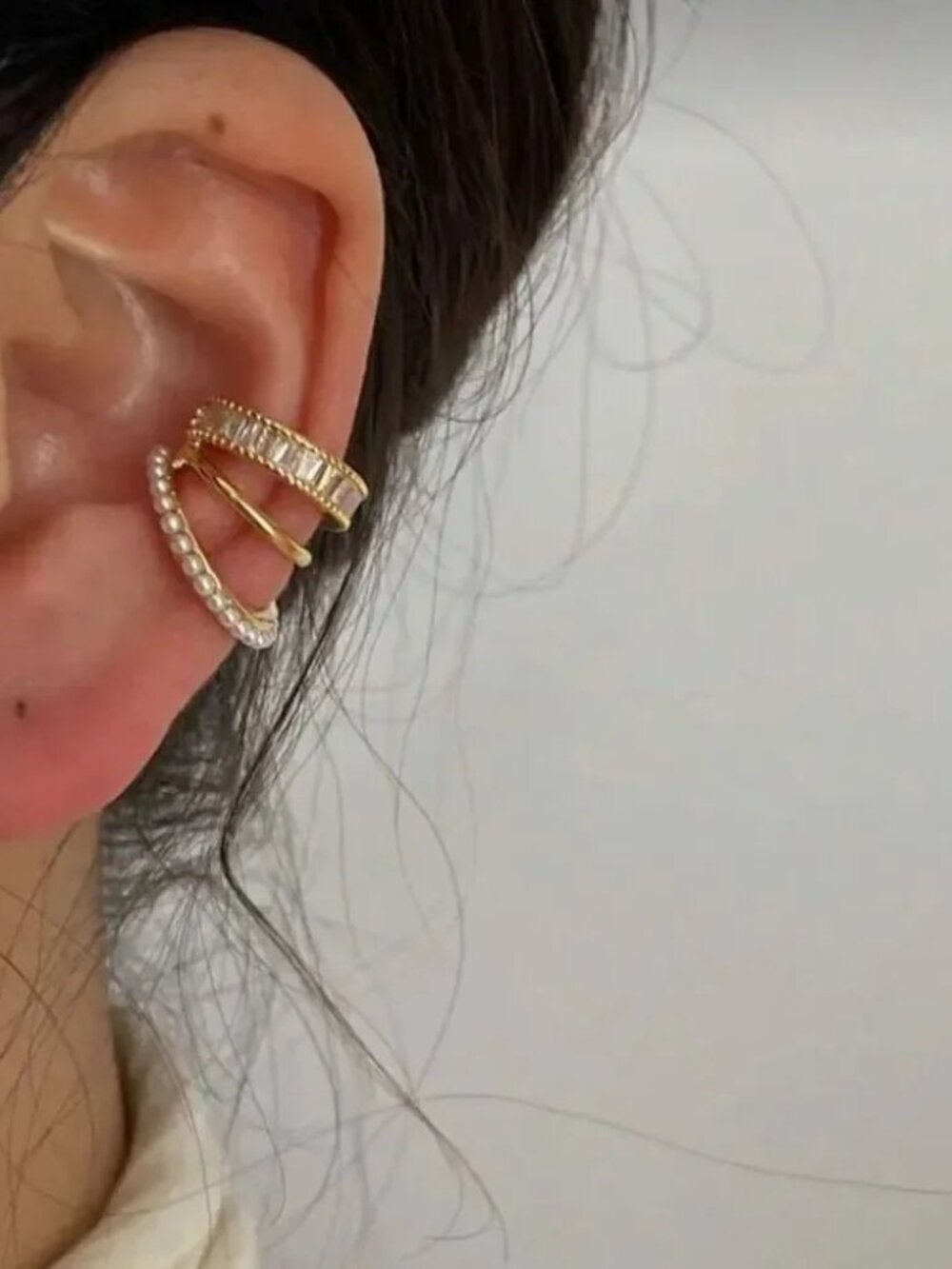 Pearl ear cuff Q898